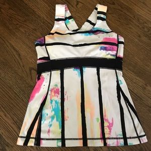 Lululemon tank, Size 6 *(fits like a 4, IMO)*